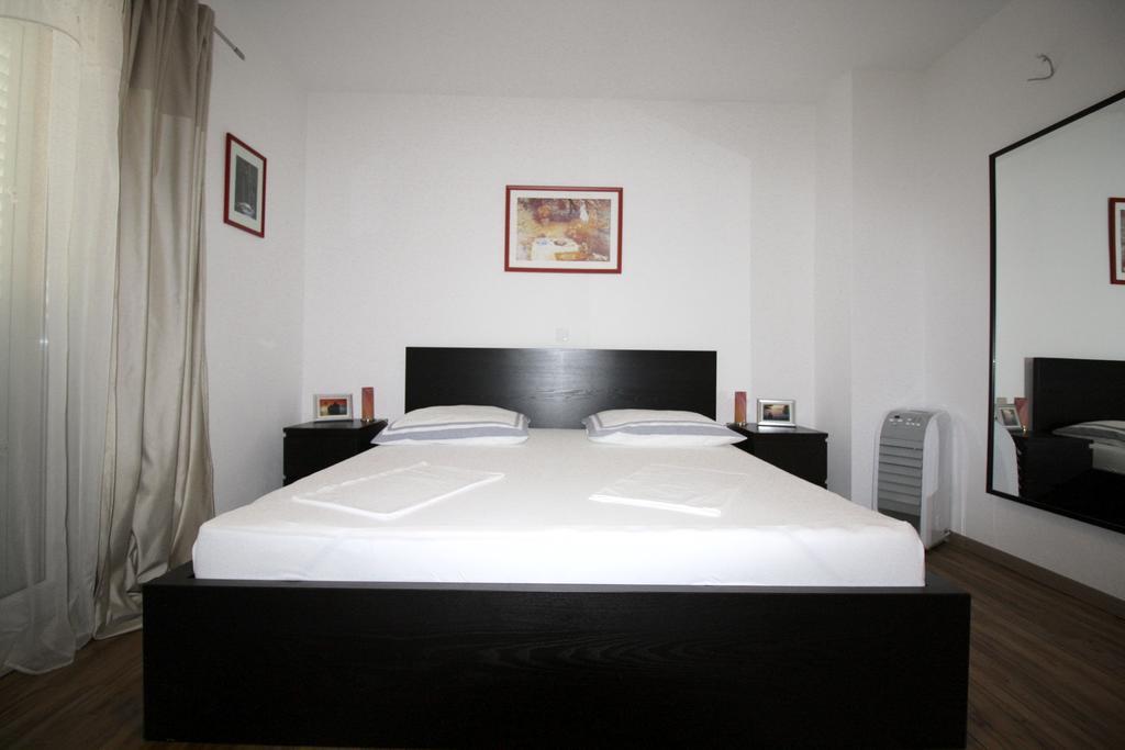 Apartment Dalmatien Traumhaus Makarska Ngoại thất bức ảnh