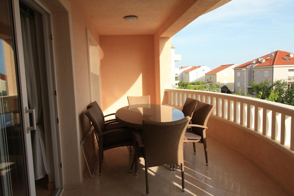 Apartment Dalmatien Traumhaus Makarska Ngoại thất bức ảnh
